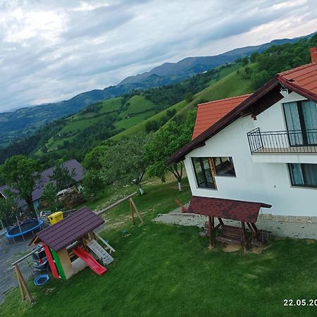 Casa Din Livada, Poiana Marului, Brasov Villa Ngoại thất bức ảnh